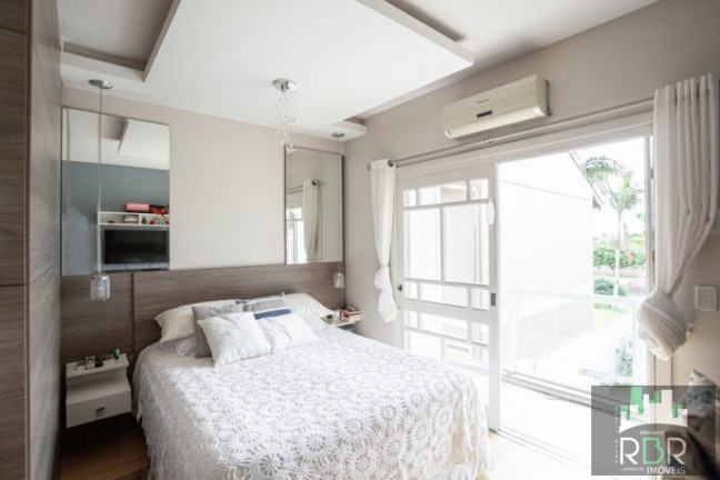 Imagem Casa com 4 Quartos à Venda, 223 m² em Torres