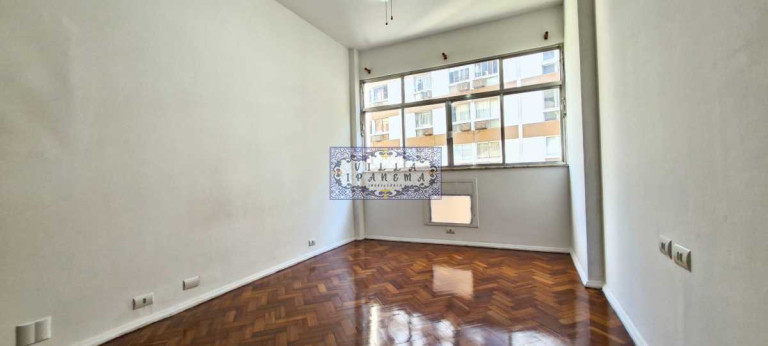 Imagem Apartamento com 3 Quartos à Venda, 140 m² em Copacabana - Rio De Janeiro Imagem Apartamento com 3 Quartos à Venda, 140 m² em Copacabana - Rio De Janeiro