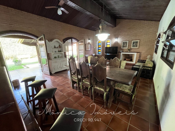 Imagem Casa com 7 Quartos à Venda, 200 m² em Enseada - Ubatuba Imagem Casa com 7 Quartos à Venda, 200 m² em Enseada - Ubatuba