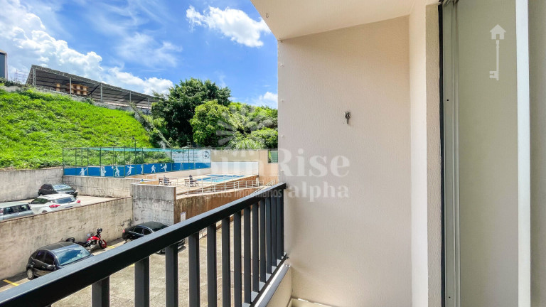 Imagem Apartamento com 2 Quartos à Venda, 51 m² em Vila Caldas - Carapicuíba