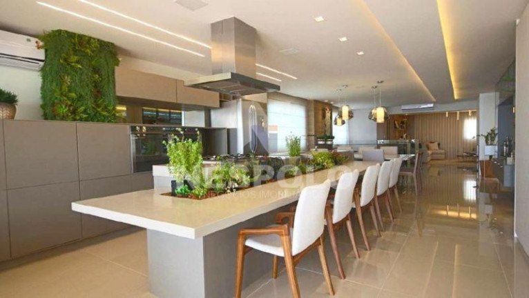 Imagem Apartamento para Alugar, 293 m² em Centro - Balneario Camboriu Imagem Apartamento para Alugar, 293 m² em Centro - Balneario Camboriu