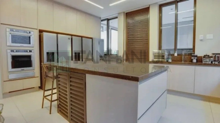 Imagem Casa com 6 Quartos à Venda, 1.300 m² em Jardim Europa - São Paulo