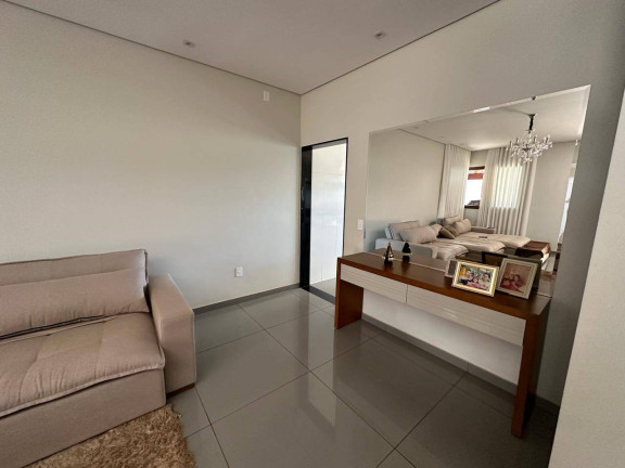 Imagem Casa com 3 Quartos à Venda, 300 m² em Pio Xxii - Itatiaiuçu