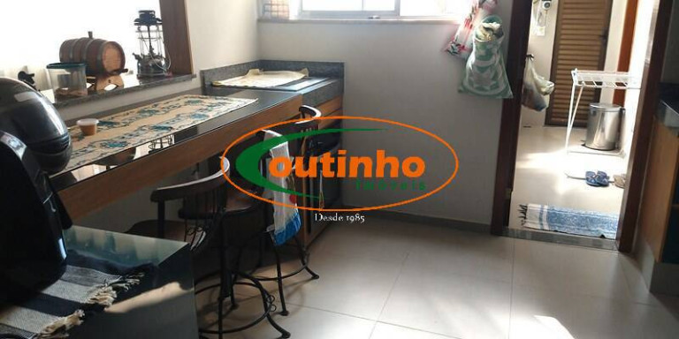 Imagem Apartamento com 3 Quartos à Venda, 127 m² em Grajaú - Rio De Janeiro Imagem Apartamento com 3 Quartos à Venda, 127 m² em Grajaú - Rio De Janeiro
