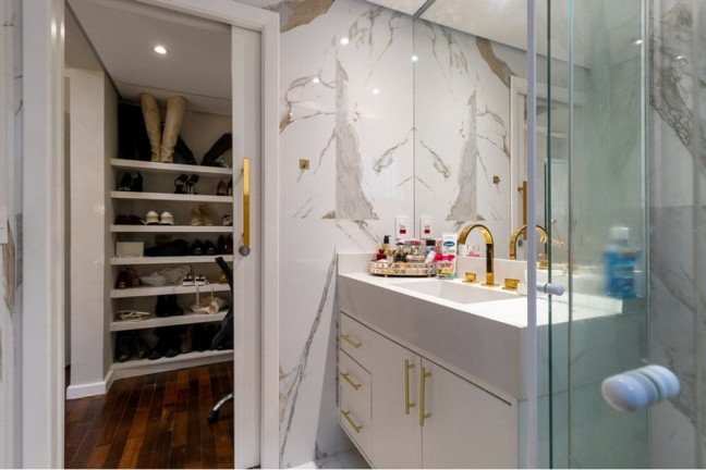 Imagem Casa com 3 Quartos à Venda, 287 m² em Vila Inah - São Paulo