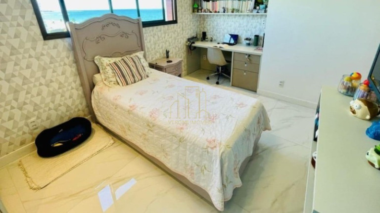 Imagem Imóvel com 4 Quartos à Venda, 242 m² em Jaguaribe - Salvador Imagem Imóvel com 4 Quartos à Venda, 242 m² em Jaguaribe - Salvador