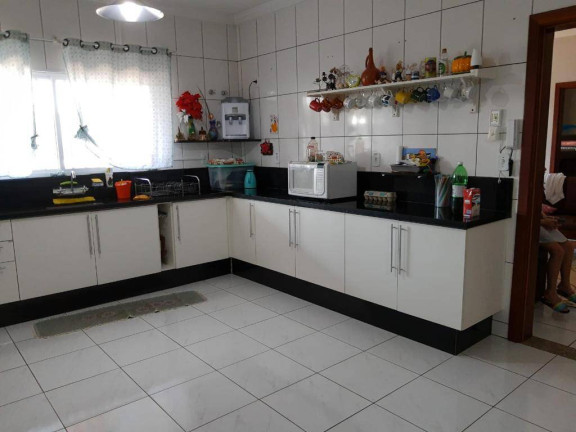 Imagem Chácara com 5 Quartos à Venda, 1.329 m² em Fornazari - Votorantim