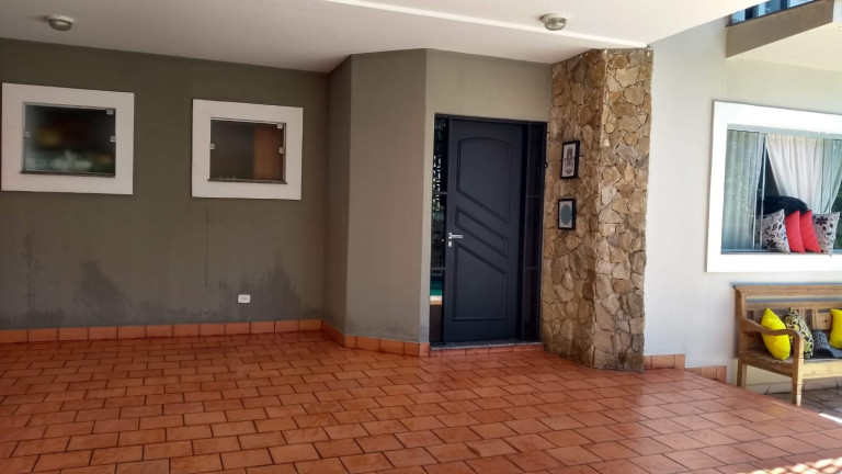 Imagem Casa com 3 Quartos à Venda, 260 m² em Vila Petrópolis - Atibaia Imagem Casa com 3 Quartos à Venda, 260 m² em Vila Petrópolis - Atibaia