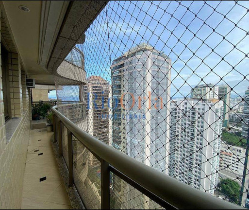 Imagem Apartamento com 3 Quartos à Venda, 130 m² em Barra Da Tijuca - Rio De Janeiro