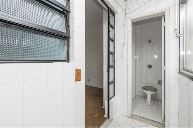 Imagem Imóvel com 3 Quartos à Venda,  em Independência - Porto Alegre