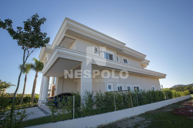 Imagem Casa à Venda, 550 m² em Centro - Camboriu Imagem Casa à Venda, 550 m² em Centro - Camboriu