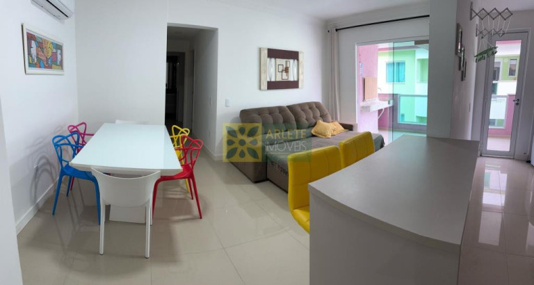 Apartamento com 2 Quartos à Venda, 74 m² em Bombas - Bombinhas