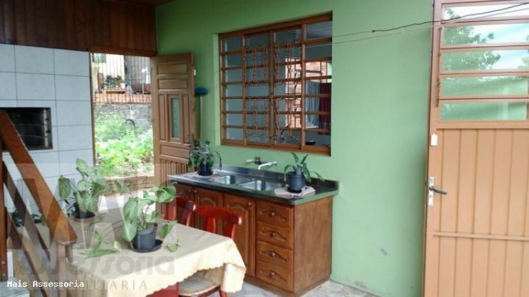 Imagem Casa com 3 Quartos à Venda, 144 m² em Canudos - Novo Hamburgo