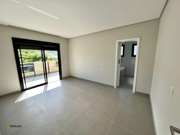 Imagem Casa com 3 Quartos à Venda, 360 m² em Palmas - Governador Celso Ramos