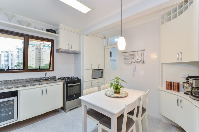 Imagem Imóvel com 3 Quartos à Venda, 189 m² em Vila Andrade - São Paulo