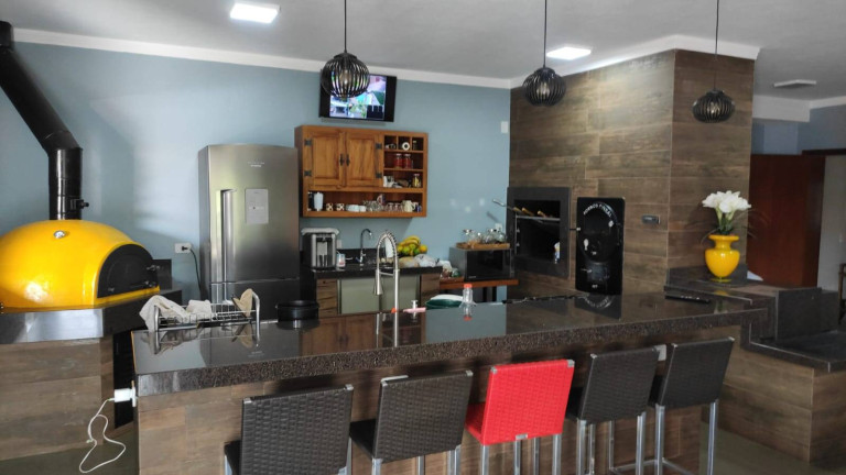 Imagem Chácara com 4 Quartos à Venda, 1.500 m² em Arapongas Imagem Chácara com 4 Quartos à Venda, 1.500 m² em Arapongas