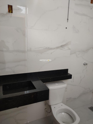 Imagem Casa com 2 Quartos à Venda, 75 m²