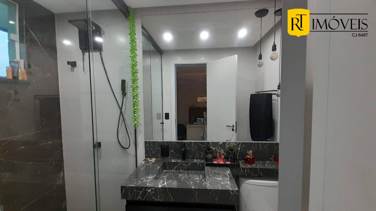 Imagem Apartamento com 2 Quartos à Venda, 150 m² em Palmeiras - Cabo Frio Imagem Apartamento com 2 Quartos à Venda, 150 m² em Palmeiras - Cabo Frio