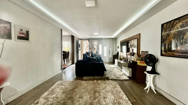 Imagem Sobrado com 5 Quartos à Venda, 240 m² em Cruzeiro - São José Dos Pinhais
