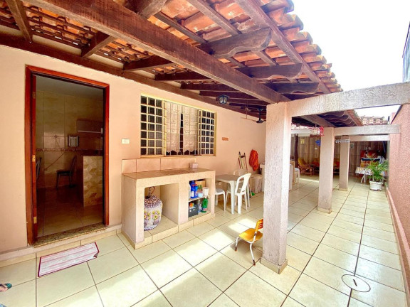 Imagem Casa com 4 Quartos à Venda, 240 m² em Residencial Fortaleza - Lins Imagem Casa com 4 Quartos à Venda, 240 m² em Residencial Fortaleza - Lins