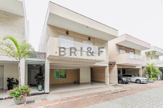 Casa com 4 Quartos à Venda, 260 m² em Brooklin - São Paulo