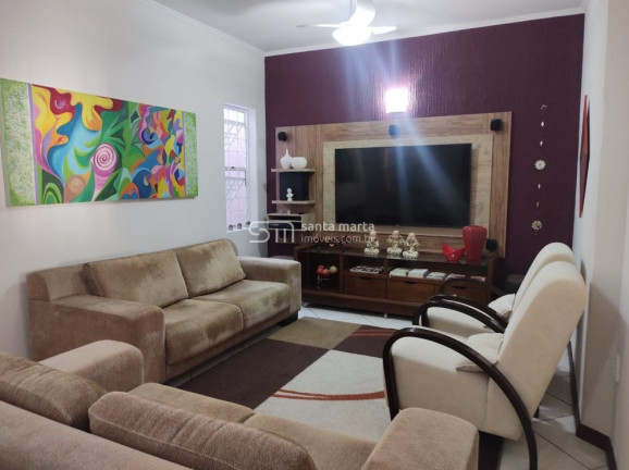 Sobrado com 3 Quartos à Venda, 246 m² em Vila Hepacaré - Lorena