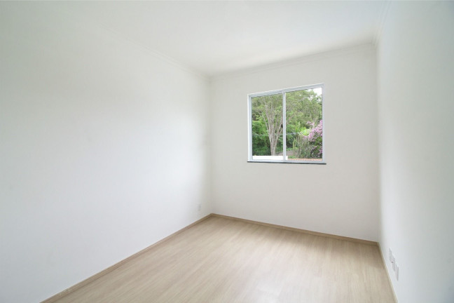 Imagem Apartamento com 2 Quartos à Venda, 49 m² em Cascata Do Imbuí - Teresópolis