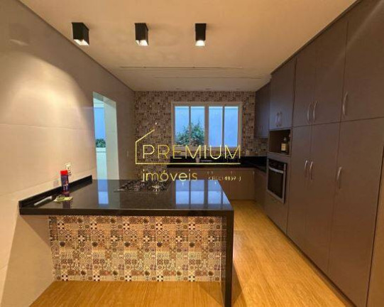 Imagem Casa com 3 Quartos à Venda, 250 m² em Engordadouro - Jundiaí Imagem Casa com 3 Quartos à Venda, 250 m² em Engordadouro - Jundiaí