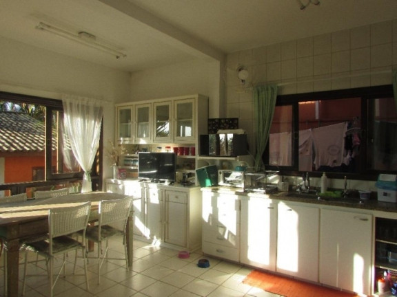 Imagem Casa com 3 Quartos à Venda, 350 m² em Jardim Indaia - Embu Das Artes Imagem Casa com 3 Quartos à Venda, 350 m² em Jardim Indaia - Embu Das Artes