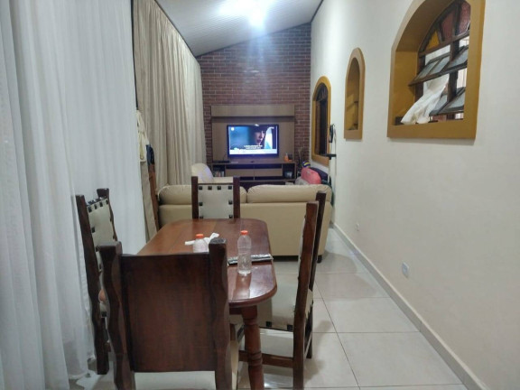 Imagem Casa com 1 Quarto à Venda, 290 m² em Vera Cruz - Mongaguá Imagem Casa com 1 Quarto à Venda, 290 m² em Vera Cruz - Mongaguá