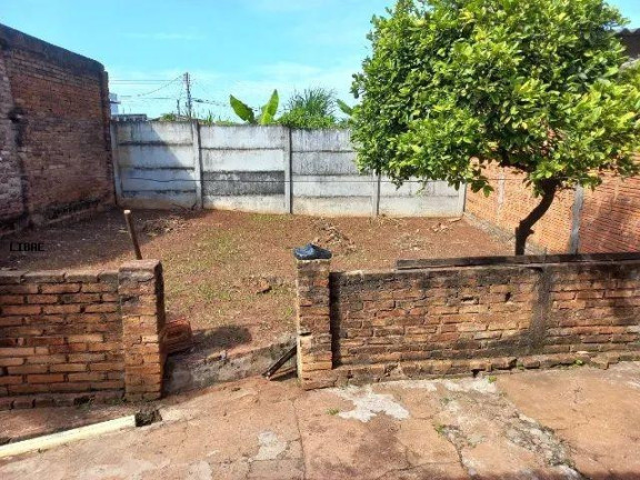 Imagem Casa com 4 Quartos à Venda, 90 m² em Vila Maria - Botucatu