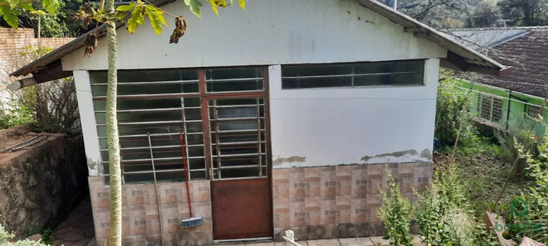 Imagem Casa com 3 Quartos à Venda, 300 m² em Vila Nova - Porto Alegre