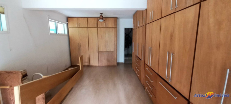 Imagem Casa com 4 Quartos à Venda, 230 m² em Albuquerque - Teresópolis Imagem Casa com 4 Quartos à Venda, 230 m² em Albuquerque - Teresópolis