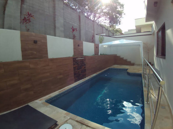 Imagem Casa com 4 Quartos à Venda, 360 m² em Campinas Imagem Casa com 4 Quartos à Venda, 360 m² em Campinas