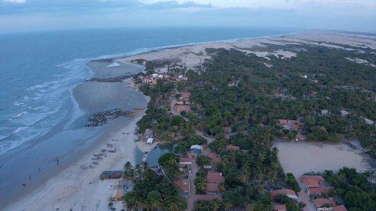 Imagem Terreno à Venda, 5.000 m² em Praia De Curimãs - Barroquinha Imagem Terreno à Venda, 5.000 m² em Praia De Curimãs - Barroquinha