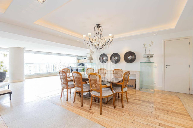 Imagem Apartamento com 3 Quartos à Venda, 355 m² em Moema - São Paulo Imagem Apartamento com 3 Quartos à Venda, 355 m² em Moema - São Paulo