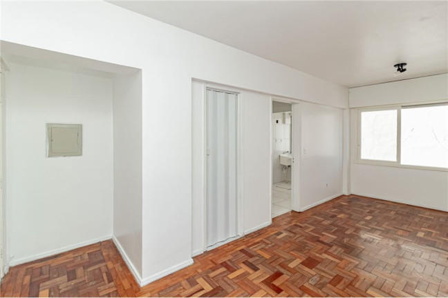 Imagem Imóvel com 1 Quarto à Venda,  em Boa Vista - Porto Alegre
