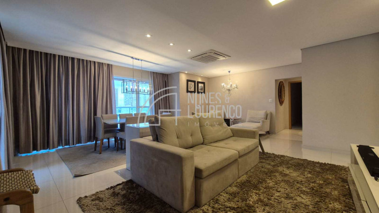 Apartamento com 3 Quartos para Alugar, 207 m² em Pompéia - Santos