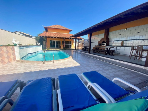 Imagem Casa com 4 Quartos à Venda, 1.080 m² em Interlagos - Vila Velha Imagem Casa com 4 Quartos à Venda, 1.080 m² em Interlagos - Vila Velha
