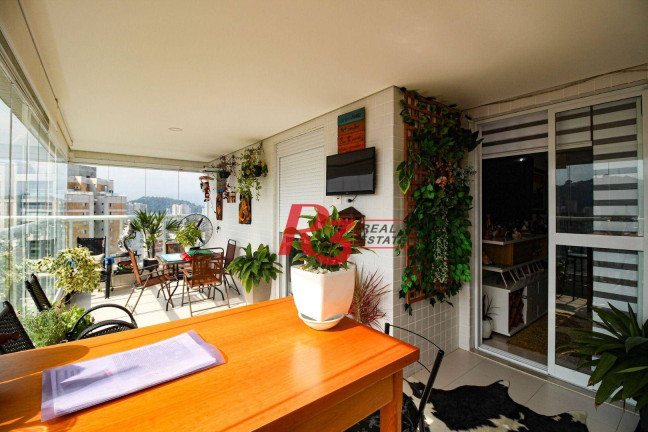 Imagem Apartamento com 3 Quartos à Venda, 134 m² em Gonzaga - Santos
