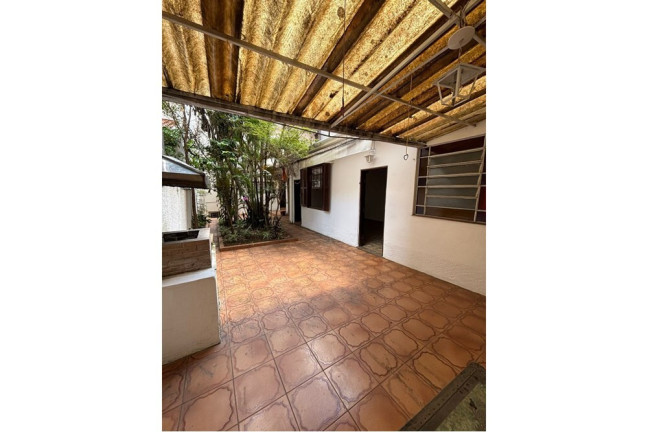 Imagem Casa com 4 Quartos à Venda, 335 m² em Aclimação - São Paulo Imagem Casa com 4 Quartos à Venda, 335 m² em Aclimação - São Paulo