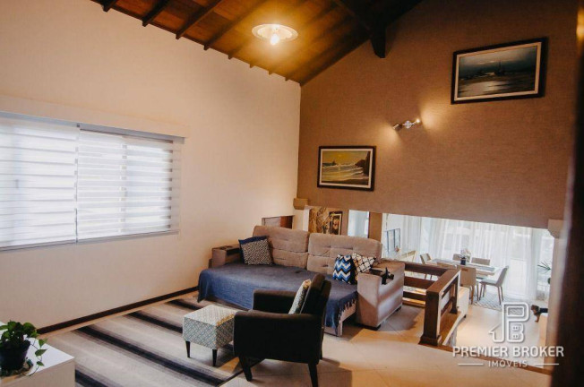 Imagem Casa com 3 Quartos à Venda, 390 m² em Várzea - Teresópolis Imagem Casa com 3 Quartos à Venda, 390 m² em Várzea - Teresópolis
