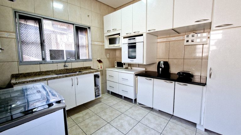 Imagem Casa de Vila com 4 Quartos à Venda, 214 m² em Vila Rosa - São Paulo