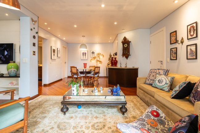 Imagem Apartamento com 4 Quartos à Venda, 141 m² em Moema - São Paulo