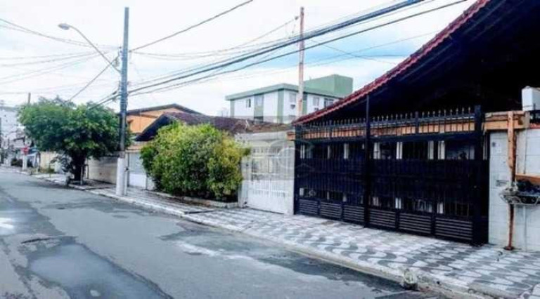 Imagem Casa com 2 Quartos à Venda, 157 m² em Boqueirão - Praia Grande