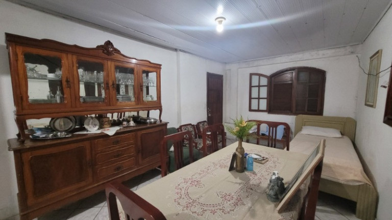 Imagem Casa com 2 Quartos para Alugar ou Temporada, 60 m² em Praia De Carapebus - Serra