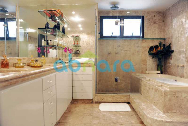 Imagem Cobertura com 4 Quartos à Venda, 560 m² em Leblon - Rio De Janeiro Imagem Cobertura com 4 Quartos à Venda, 560 m² em Leblon - Rio De Janeiro