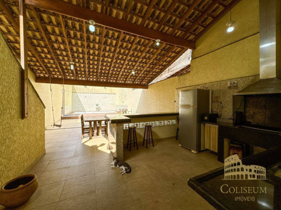 Imagem Sobrado com 3 Quartos à Venda, 451 m² em Boqueirão - Praia Grande