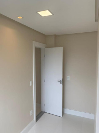 Imagem Apartamento com 2 Quartos à Venda, 60 m² em Candeal - Salvador