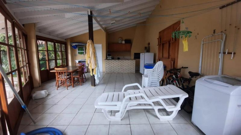 Imagem Sobrado com 4 Quartos à Venda, 280 m² em Centro - Xangri-la Imagem Sobrado com 4 Quartos à Venda, 280 m² em Centro - Xangri-la